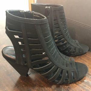 Charlotte Russe Black Suede Block Heel Sandals